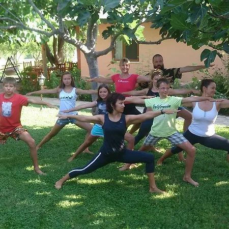 Sera Konukevi Çıralı