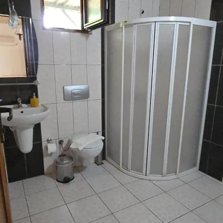 Sera Casa de hóspedes *